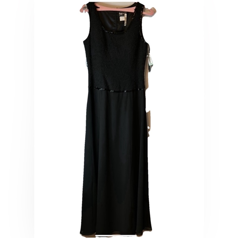 NWT Vintage Beaded Gown, Brand: Nientie Black Full Floor Length Beaded Top Sz 38